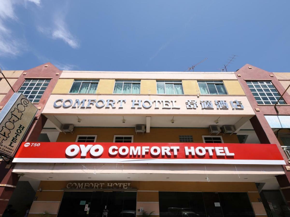 Oyo 750 コンフォート ホテル コタキナバル エクステリア 写真